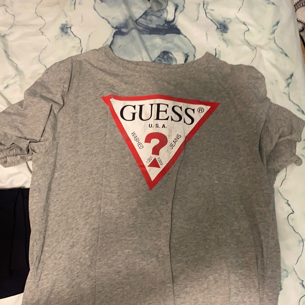 GUESS tshirt, oversized medium, grey